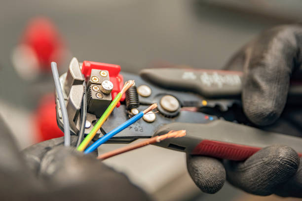 Best Industrial Electrical Services  in Powells Crossroads, TN